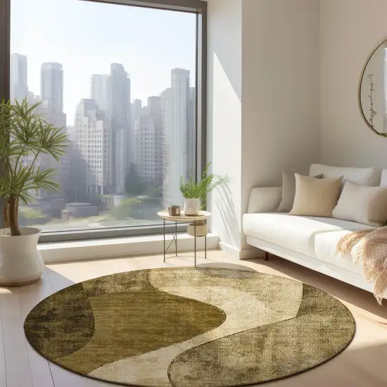 8' Brown Beige And Ivory Round Abstract Washable Indoor Outdoor Area Rug Photo 7