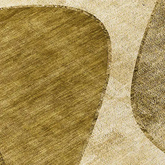 8' Brown Beige And Ivory Round Abstract Washable Indoor Outdoor Area Rug Photo 9