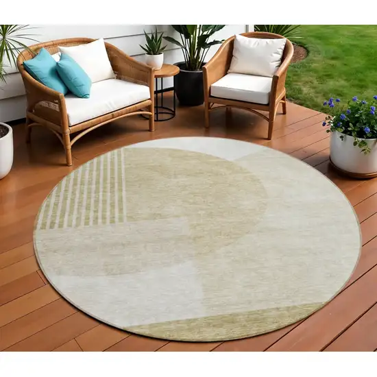 8' Brown Beige And Ivory Round Geometric Washable Indoor Outdoor Area Rug Photo 1