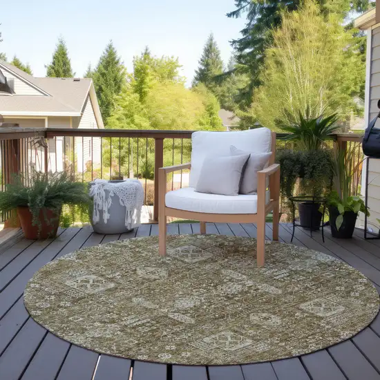 8' Brown Beige And Ivory Round Oriental Washable Indoor Outdoor Area Rug Photo 7