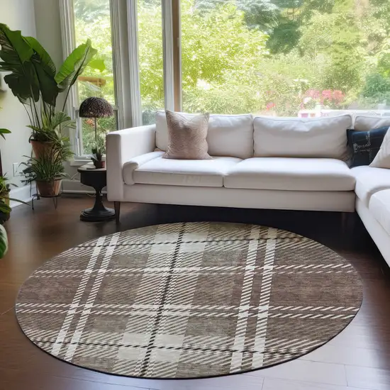 8' Brown Black And Ivory Round Plaid Washable Indoor Outdoor Area Rug Photo 8