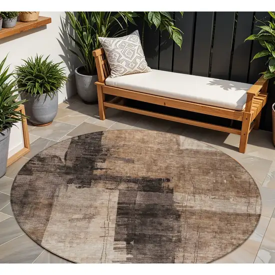 8' Brown Black And Tan Round Abstract Washable Indoor Outdoor Area Rug Photo 1