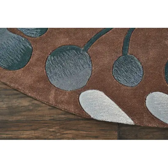 8' Brown Botanical Leaves Round Rug Photo 7