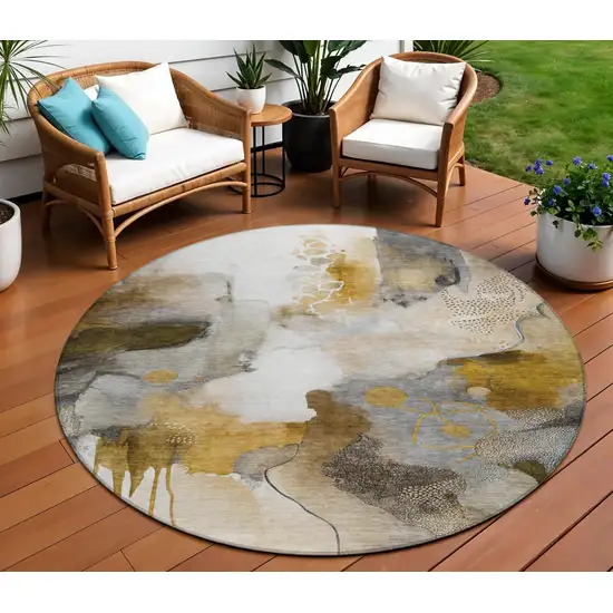 8' Brown Charcoal And Ivory Round Abstract Washable Indoor Outdoor Area Rug Photo 2