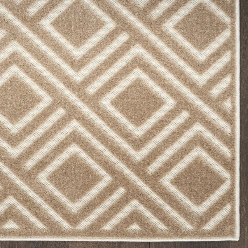 6' Brown Geometric Runner Rug Photo 6