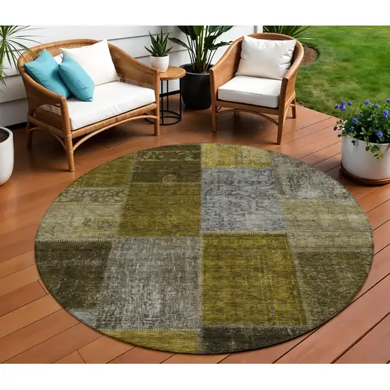 8' Brown Gold And Taupe Round Patchwork Washable Indoor Outdoor Area Rug Photo 1