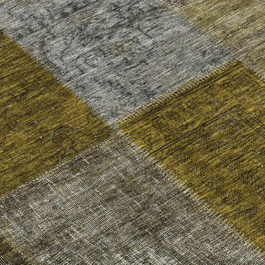 8' Brown Gold And Taupe Round Patchwork Washable Indoor Outdoor Area Rug Photo 9