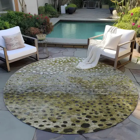 8' Brown Gray And Ivory Round Abstract Washable Indoor Outdoor Area Rug Photo 6