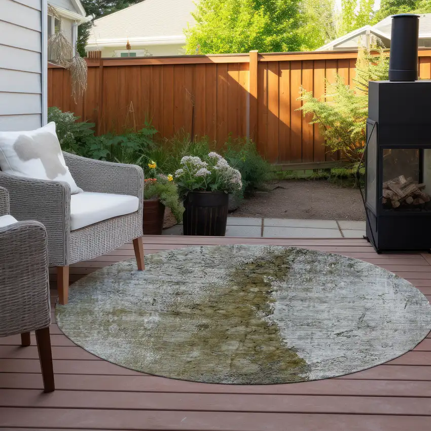 8' Brown Gray And Silver Round Abstract Washable Indoor Outdoor Area Rug Photo 6