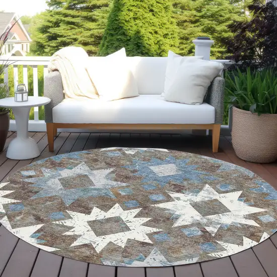 8' Brown Ivory And Denim Blue Round Aztec Washable Indoor Outdoor Area Rug Photo 5