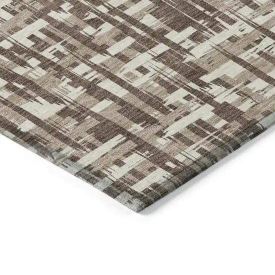 8' Brown Tan And Beige Round Abstract Washable Indoor Outdoor Area Rug Photo 3