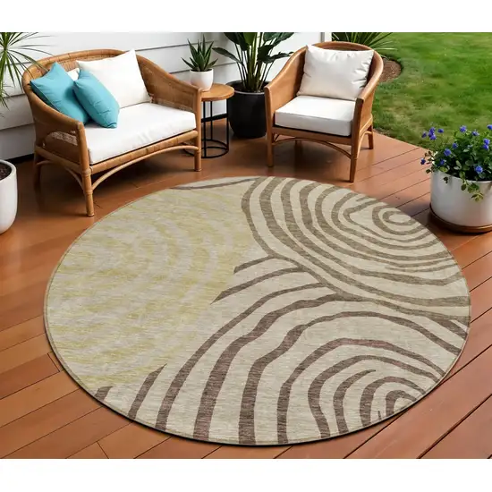 8' Brown Taupe And Beige Round Abstract Washable Indoor Outdoor Area Rug Photo 1