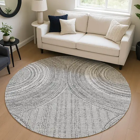 8' Charcoal And Gray Round Geometric Washable Indoor Outdoor Area Rug Photo 5