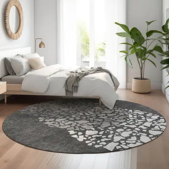 8' Charcoal And Ivory Abstract Washable Round Rug With UV Protection Photo 4
