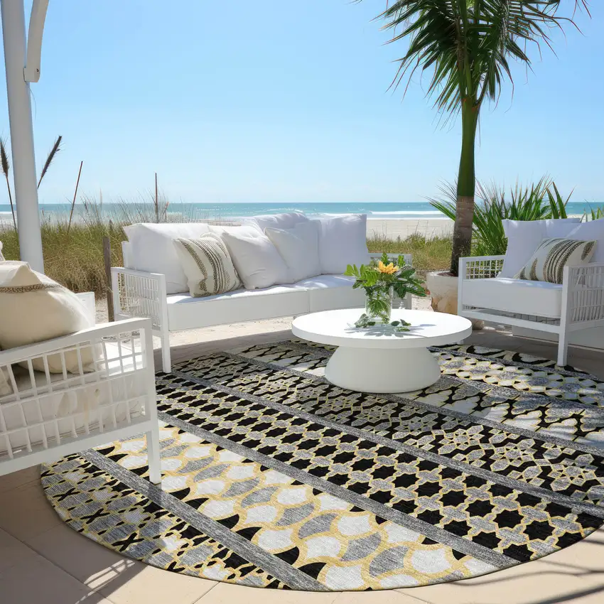 8' Charcoal Gray And Gold Round Quatrefoil Washable Indoor Outdoor Area Rug Photo 8