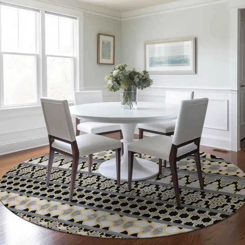 8' Charcoal Gray And Gold Round Quatrefoil Washable Indoor Outdoor Area Rug Photo 8