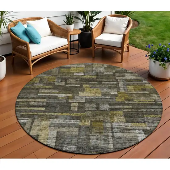 8' Charcoal Gray And Green Round Striped Washable Indoor Outdoor Area Rug Photo 1