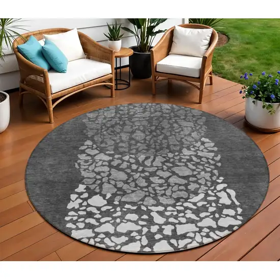 8' Charcoal Gray And Silver Round Abstract Washable Indoor Outdoor Area Rug Photo 1