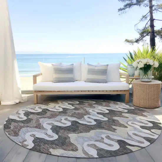 8' Charcoal Gray And Silver Round Abstract Washable Indoor Outdoor Area Rug Photo 6