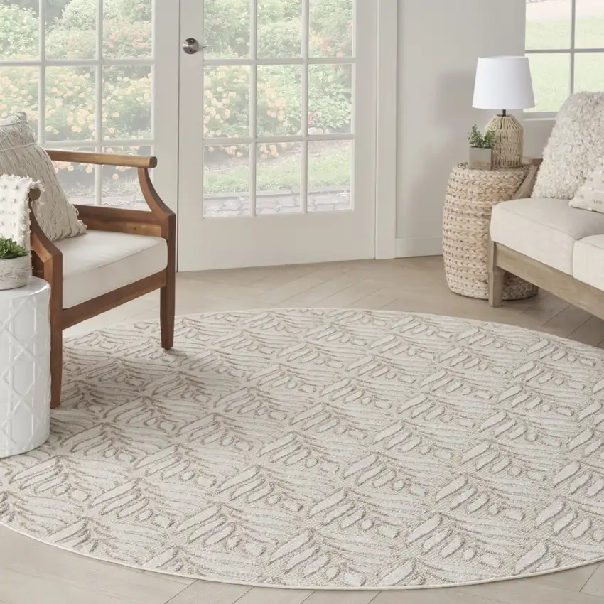 8' Gray and Ivory Round Floral Indoor Outdoor Area Rug Photo 6