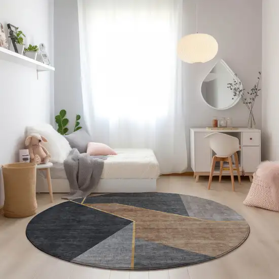 8' Charcoal Taupe And Gray Round Geometric Washable Indoor Outdoor Area Rug Photo 8