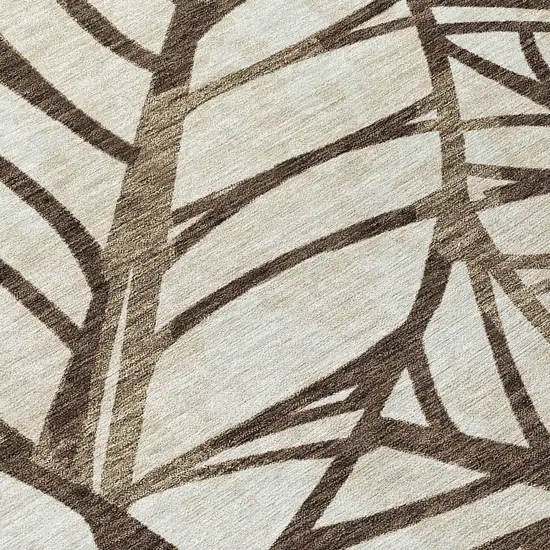 8' Chocolate And Beige Round Floral Washable Indoor Outdoor Area Rug Photo 9