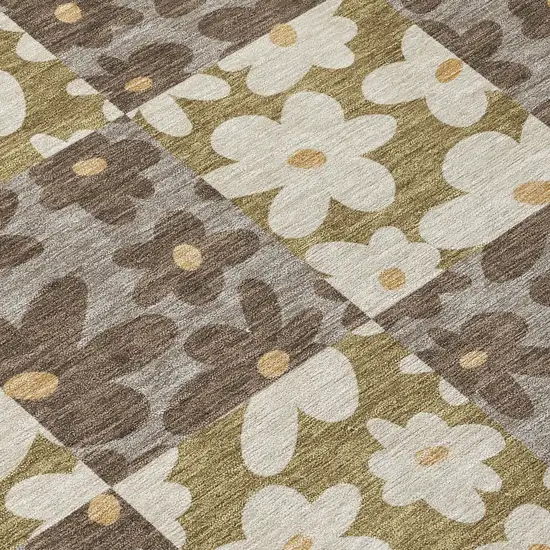8' Chocolate And Brown Round Floral Washable Indoor Outdoor Area Rug Photo 7