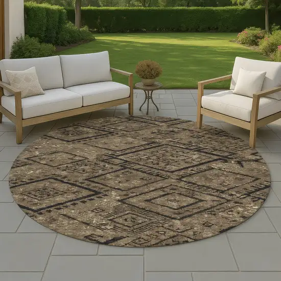 8' Chocolate And Brown Round Geometric Washable Indoor Outdoor Area Rug Photo 4