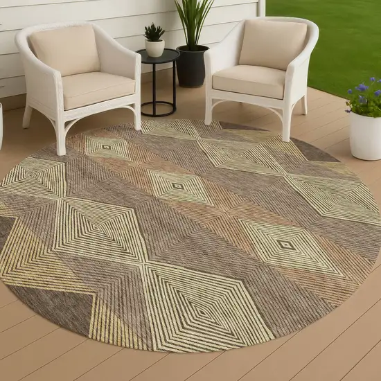 8' Chocolate And Brown Round Geometric Washable Indoor Outdoor Area Rug Photo 3