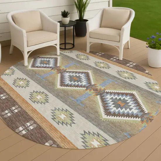 8' Chocolate And Copper Round Southwestern Washable Indoor Outdoor Area Rug Photo 4
