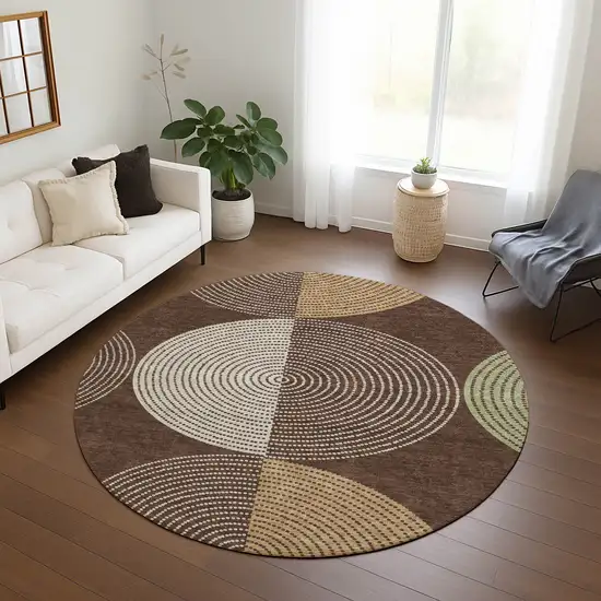 8' Chocolate And Ivory Round Geometric Washable Indoor Outdoor Area Rug Photo 9