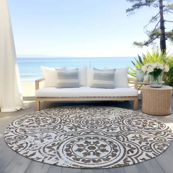 8' Chocolate And Ivory Round Medallion Washable Indoor Outdoor Area Rug Photo 5
