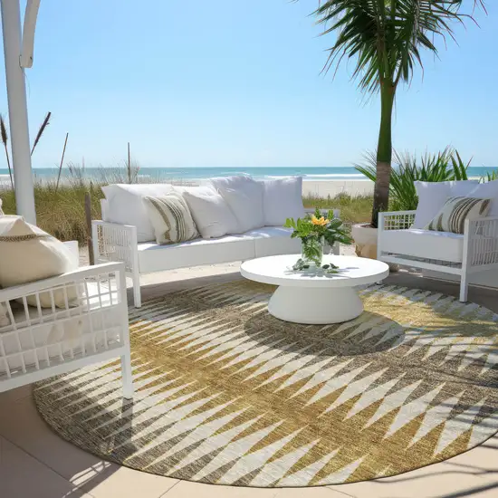 8' Chocolate And Ivory Round Striped Washable Indoor Outdoor Area Rug Photo 7