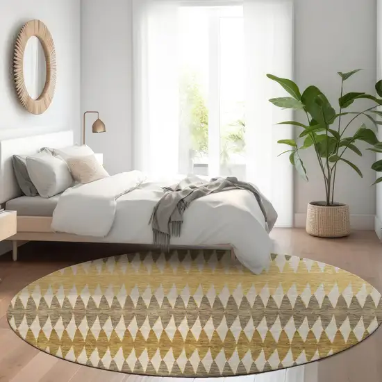 8' Chocolate And Ivory Round Striped Washable Indoor Outdoor Area Rug Photo 8