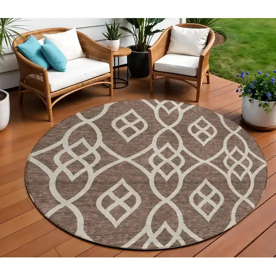 8' Chocolate And Ivory Round Trellis Washable Indoor Outdoor Area Rug Photo 1