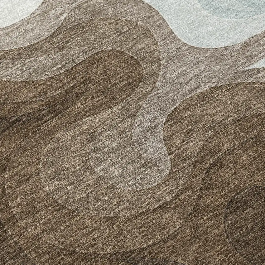 8' Chocolate And Sky Blue Round Abstract Washable Indoor Outdoor Area Rug Photo 5