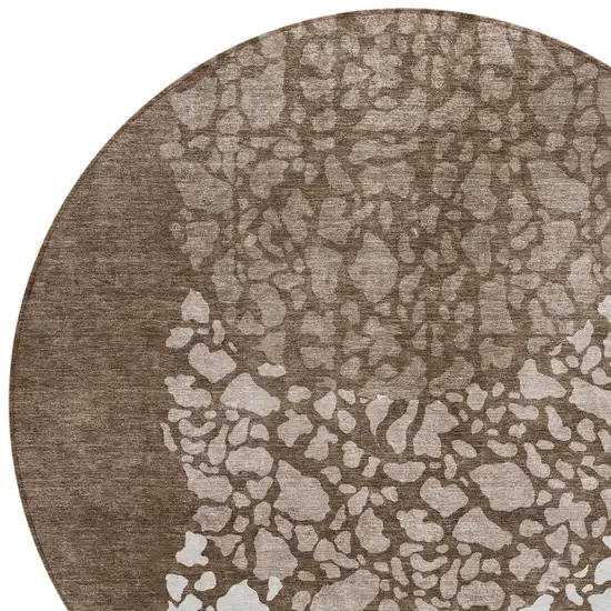 8' Chocolate And Taupe Round Abstract Washable Indoor Outdoor Area Rug Photo 4