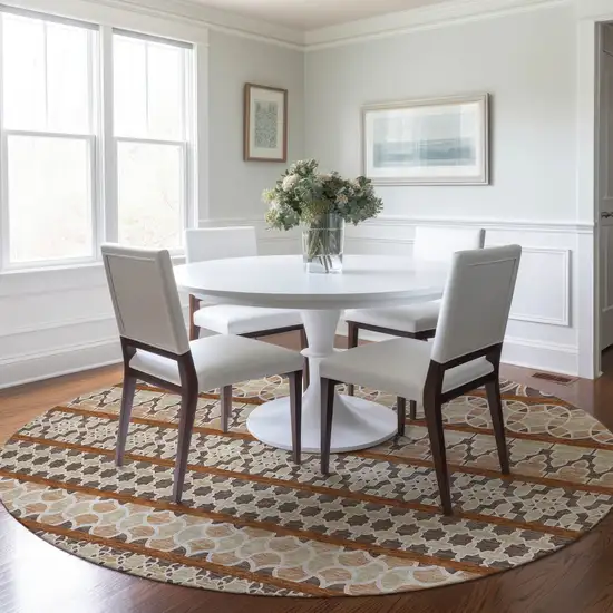 8' Chocolate And Taupe Round Quatrefoil Washable Indoor Outdoor Area Rug Photo 8