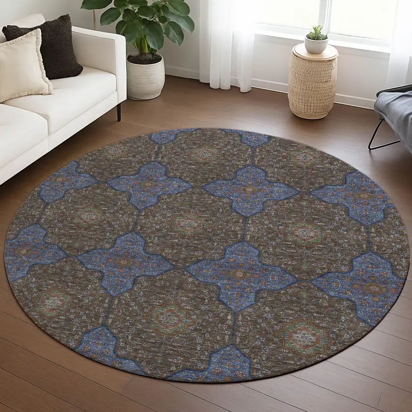 8' Chocolate Blue And Beige Round Quatrefoil Washable Indoor Outdoor Area Rug Photo 5