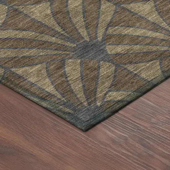 8' Chocolate Gray And Beige Round Seashell Washable Indoor Outdoor Area Rug Photo 8