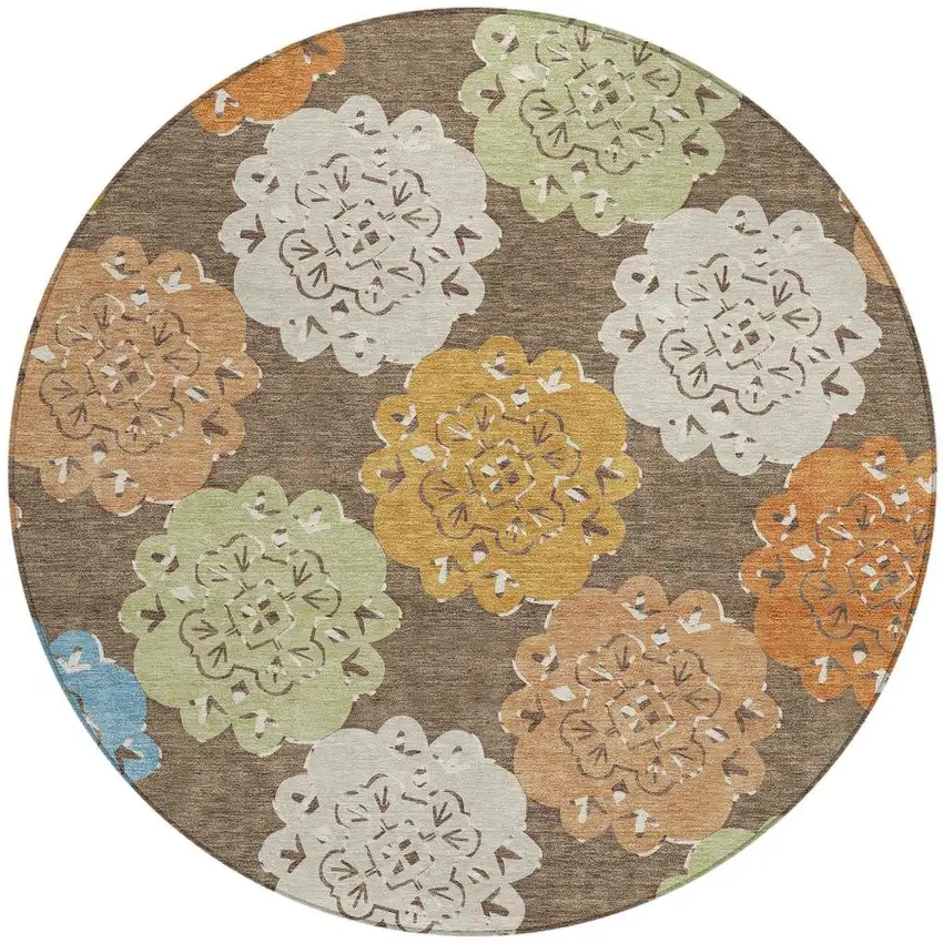 8' Chocolate Ivory And Copper Round Quatrefoil Washable Indoor Outdoor Area Rug Photo 4