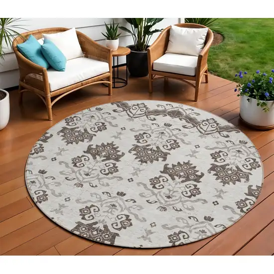 8' Chocolate Taupe And Beige Round Oriental Washable Indoor Outdoor Area Rug Photo 1