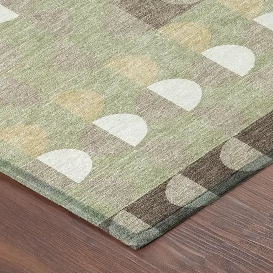 8' Coffee And Brown Round Geometric Washable Indoor Outdoor Area Rug Photo 3