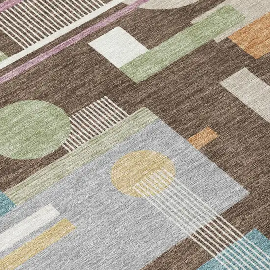 8' Coffee And Brown Round Geometric Washable Indoor Outdoor Area Rug Photo 4