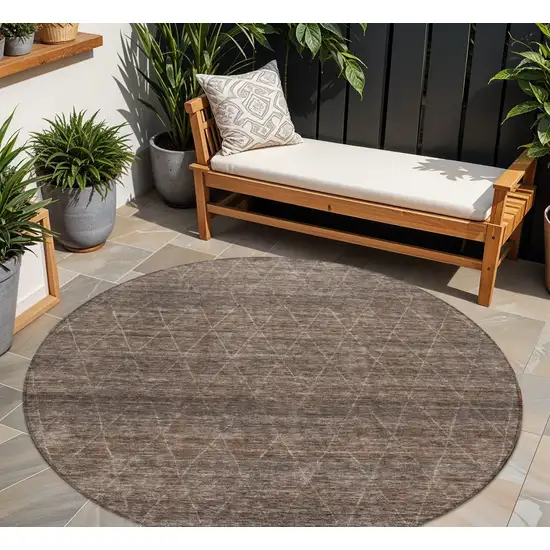 8' Coffee And Ivory Round Geometric Washable Indoor Outdoor Area Rug Photo 1