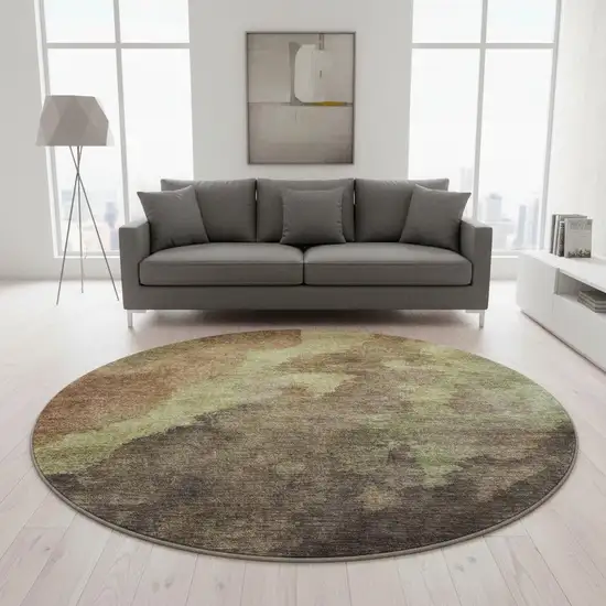 8' Coffee And Taupe Abstract Washable Round Rug With UV Protection Photo 2