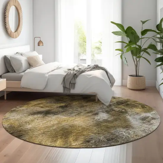 8' Coffee Gray And Ivory Abstract Washable Round Rug With UV Protection Photo 4