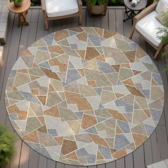 8' Copper And Beige Round Geometric Washable Indoor Outdoor Area Rug Photo 4