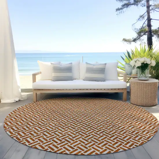 8' Copper And Beige Round Geometric Washable Indoor Outdoor Area Rug Photo 7