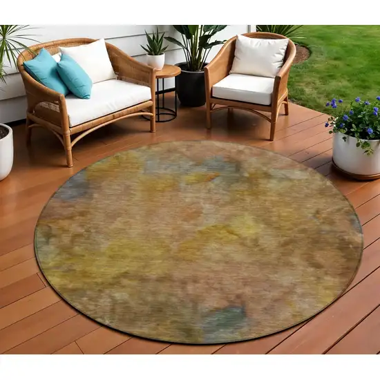 8' Copper And Gold Round Abstract Washable Indoor Outdoor Area Rug Photo 1